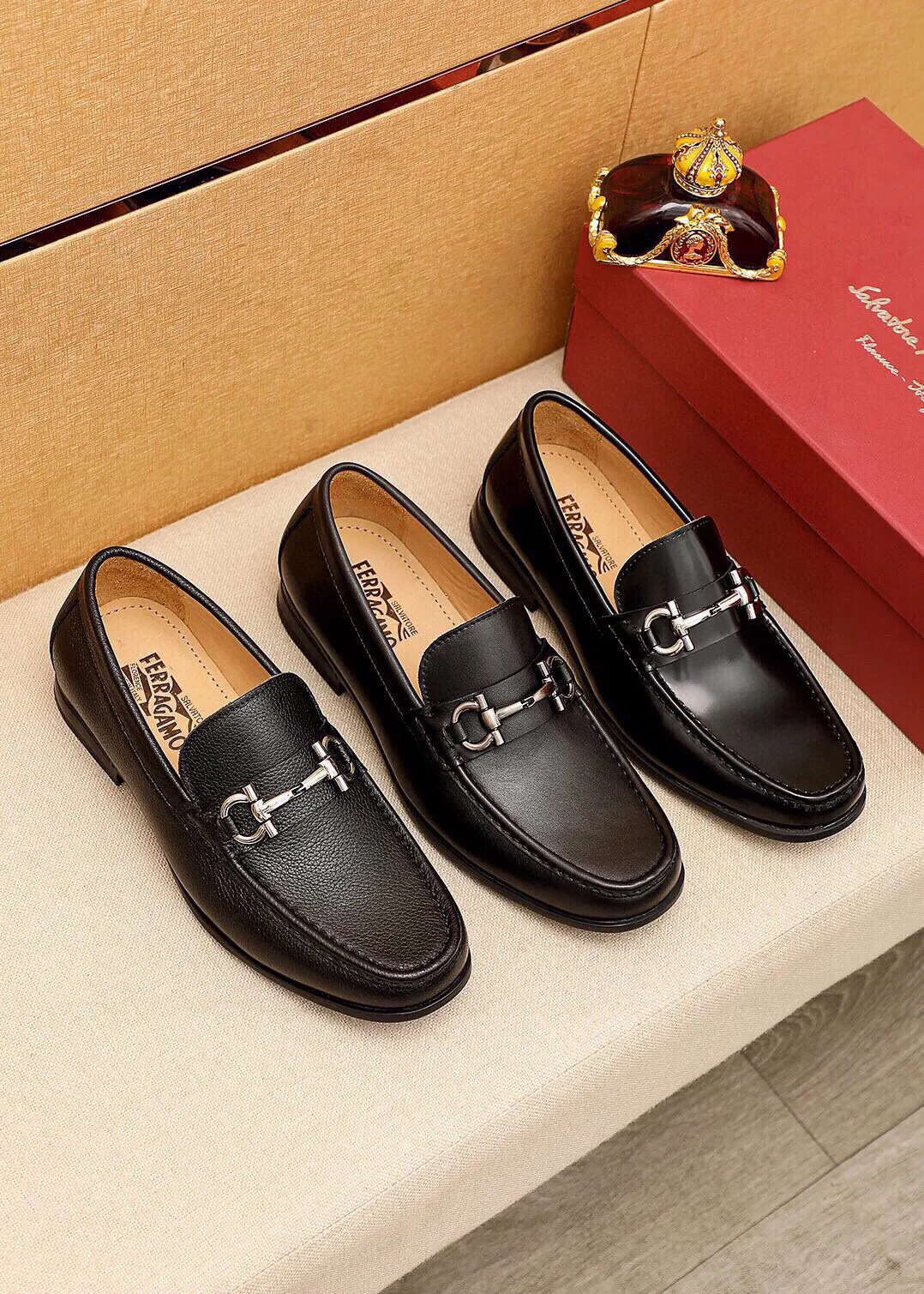 Men's shoes 💰480 💐 Product trademark: Ferragamo "Ferragamo" casual leather shoes Regular size: 38-44 (45🉑️customized) Product materials: Selected imported first-layer calfskin upper + luxury hardware buckle, imported water-dyed cow leather lining. Strong three-dimensional visual effect, original outsole color: 3⃣️seed leather materials available